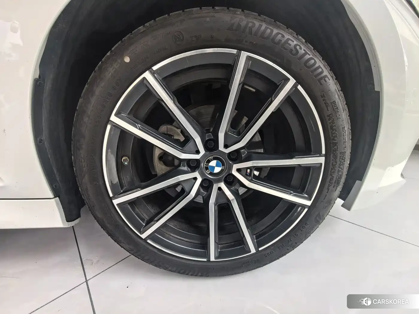 BMW 3 series id 4664469 из Китая 13