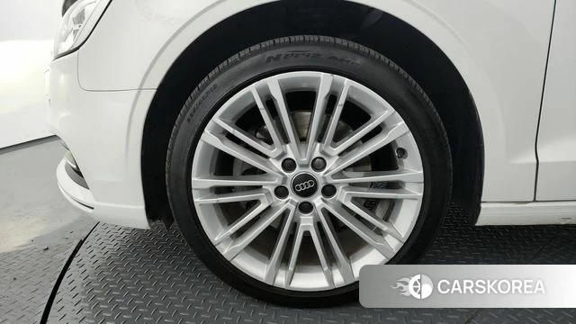 Audi New A3 id 3937039 из Кореи 15