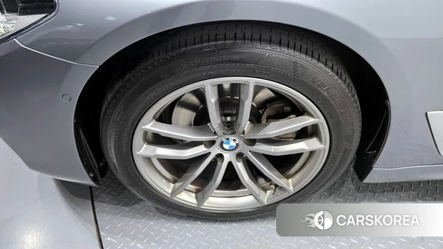 BMW 5 Series (G30) id 3801684 из Кореи 15