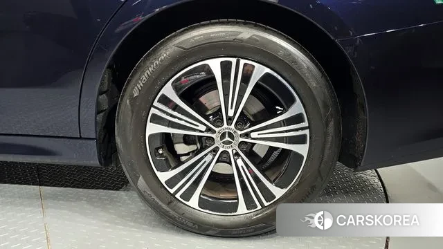 Mercedes-Benz E-Class W214 id 3431498 из Кореи 15