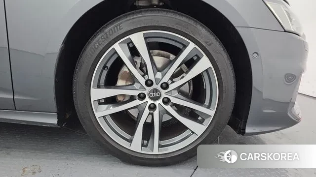 Audi A6 (C8) id 3680519 из Кореи 15