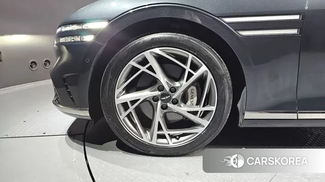 Genesis G90 (RS4) id 3360819 из Кореи 15