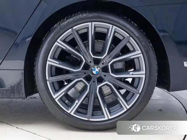 BMW 7 Series (G11) id 2975622 из Кореи 10