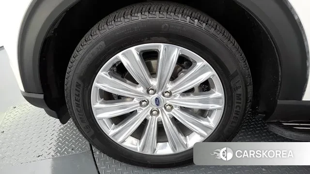 Ford Explorer 6th Generation id 3367302 из Кореи 15