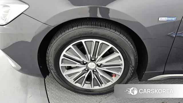 Hyundai Grandeur IG Hybrid id 2981948 из Кореи 15