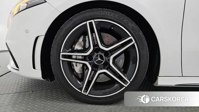 Mercedes-Benz A-Class W177 id 4774598 из Кореи 17