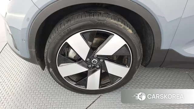 Volvo C40 Richards id 3053147 из Кореи 15