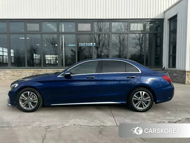 Mercedes-Benz Class C id 4182597 из Китая 5