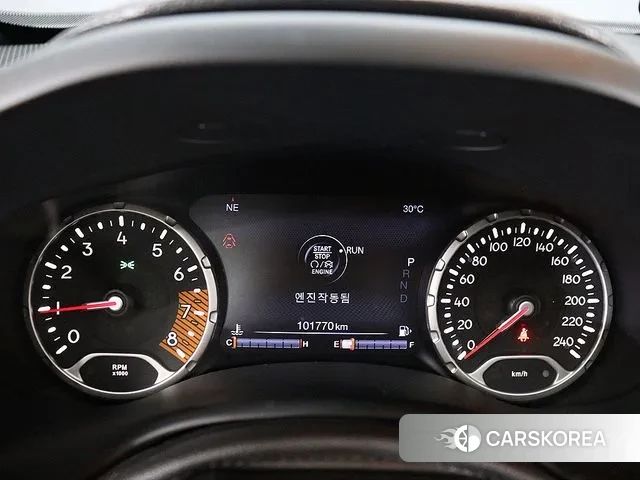 Jeep Renegade id 3296831 из Кореи 15