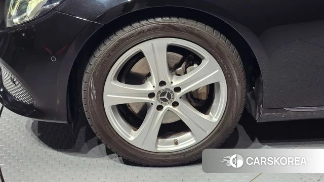 Mercedes-Benz E-Class W213 id 4605407 из Кореи 27