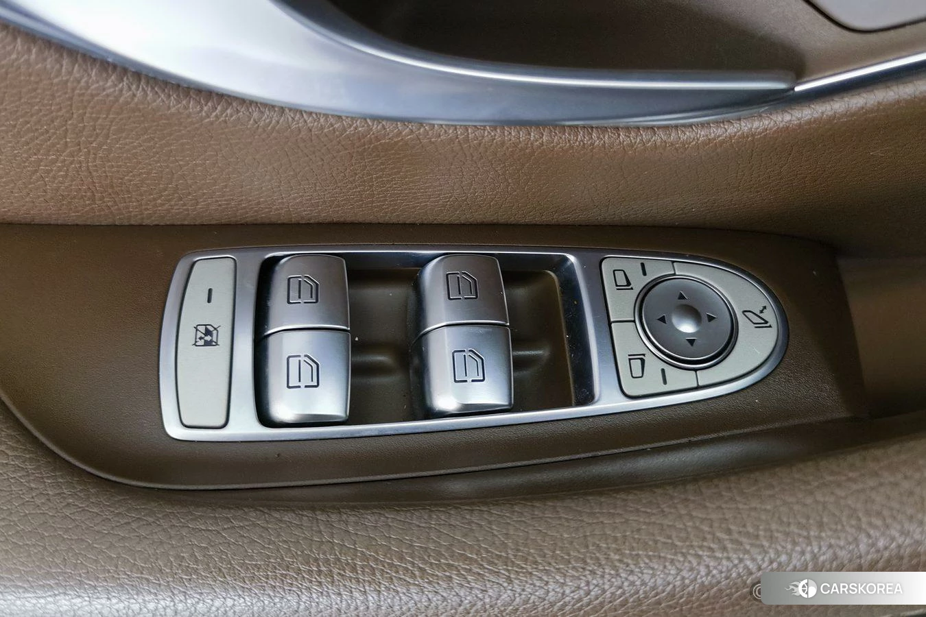 Mercedes-Benz E-Class id 4513632 из Китая 19