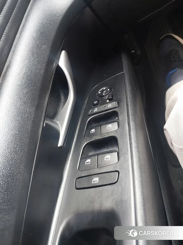 Hyundai Avante (CN7) id 3274851 из Кореи 9