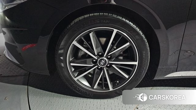 Hyundai The New Grandeur IG id 4231701 из Кореи 30