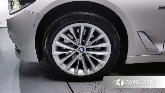 BMW 5 Series (G30) id 3593319 из Кореи 15