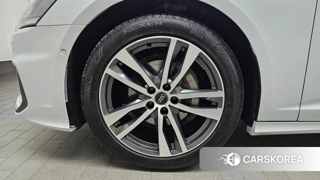 Audi A6 (C8) id 3940661 из Кореи 15