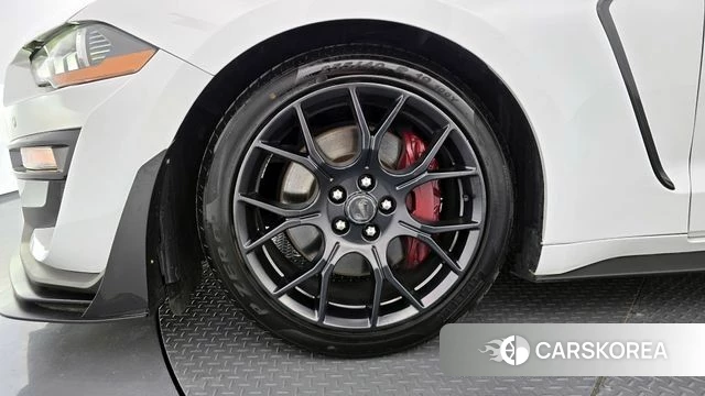 Ford Mustang id 4323854 из Кореи 29