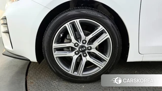 Kia Come New K3 id 3013988 из Кореи 15