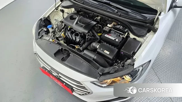 Hyundai Avante AD id 3779106 из Кореи 15