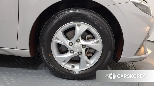 Hyundai Avante (CN7) id 3717317 из Кореи 15