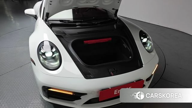 Porsche 911(992) id 4195282 из Кореи 28