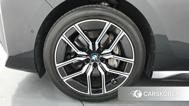 BMW 7 Series (G70) id 4533268 из Кореи 35
