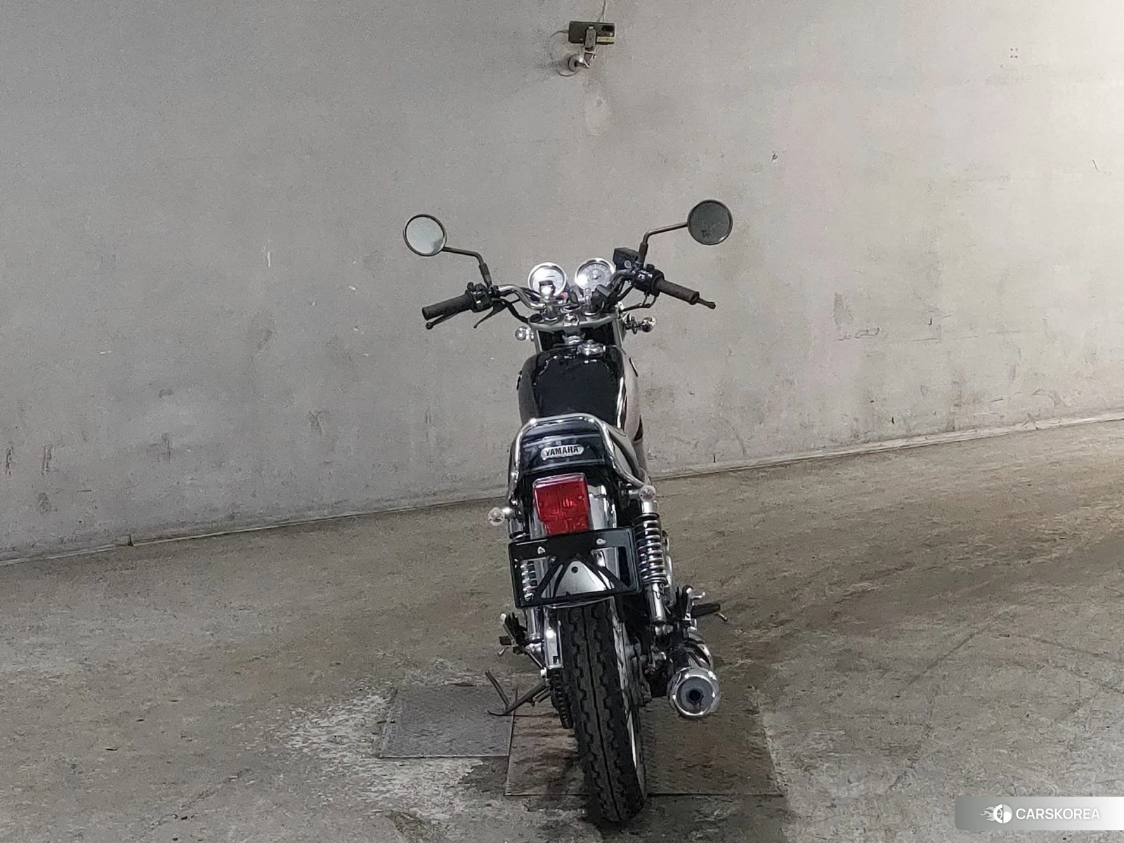 Проданный Yamaha SR 400 2016 из Японии, фото 2