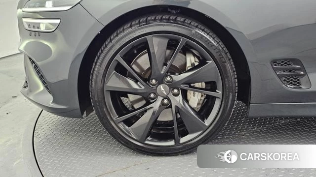 Genesis The New G70 id 3954788 из Кореи 15