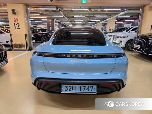 Porsche Taycan id 4402505 из Кореи 15