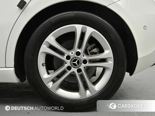 Mercedes-Benz A-Class W177 id 4494034 из Кореи 15
