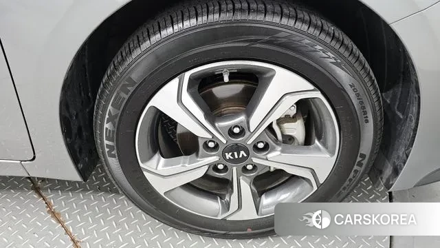 Kia Come New K3 id 2981188 из Кореи 15