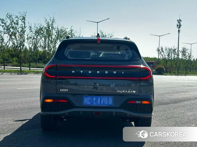 Hyundai ix35 2026 Темно-серый из Китая, фото 5