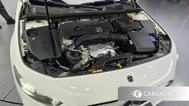 Mercedes-Benz A-Class W177 id 4281869 из Кореи 26