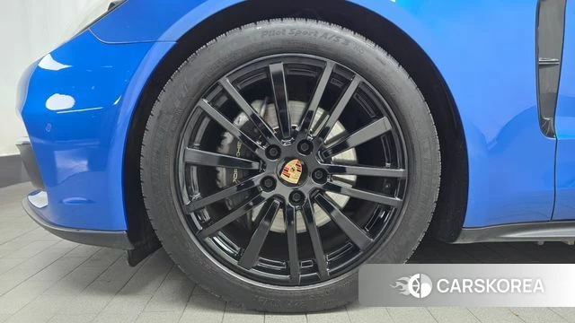 Porsche Panamera (971) id 4294916 из Кореи 29