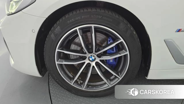 BMW 5 Series (G30) id 4651248 из Кореи 27