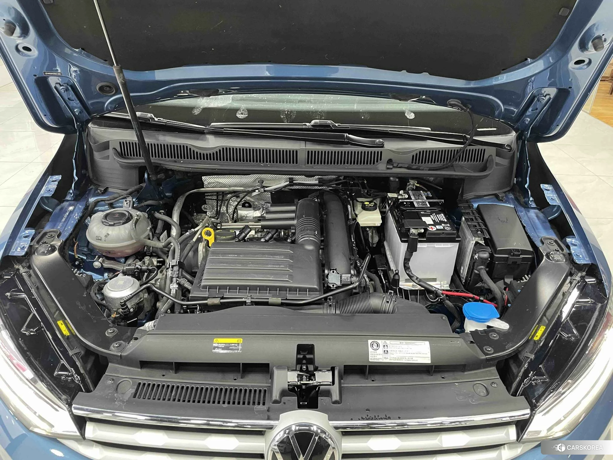 Volkswagen Touran L id 4461728 из Китая 15