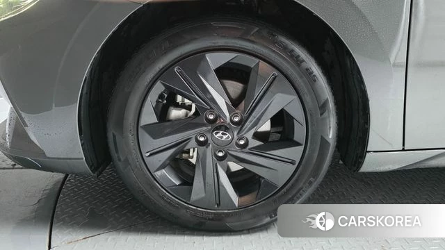 Hyundai Avante Hybrid (CN7) id 4753918 из Кореи 15