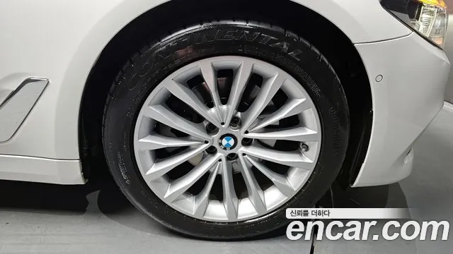 BMW 5 Series (G30) id 2891451 из Кореи 15