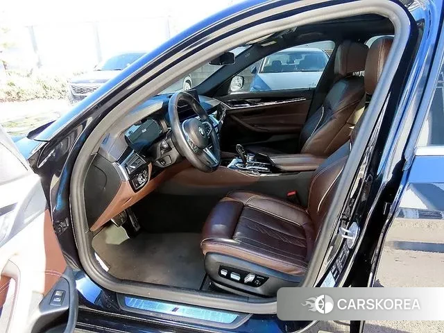 BMW 5 Series (G30) id 3644111 из Кореи 15