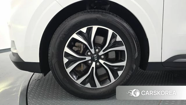 Kia Carnival 4th generation id 4646780 из Кореи 15