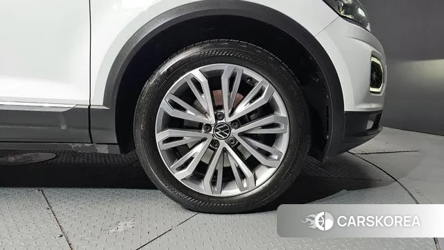 Volkswagen T-Roc id 3764893 из Кореи 15