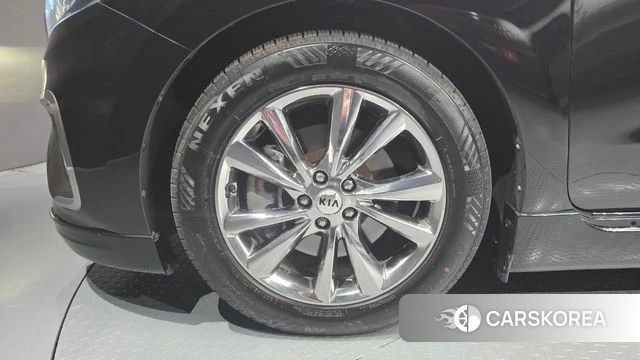 Kia The New Carnival id 4285305 из Кореи 25