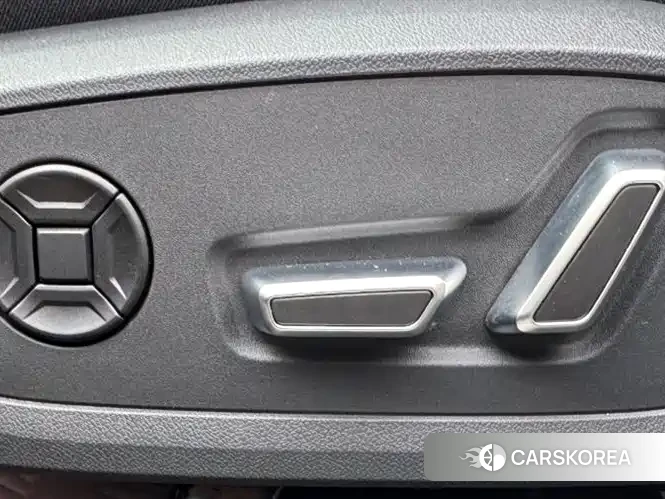 Audi A5L id 4600446 из Китая 23