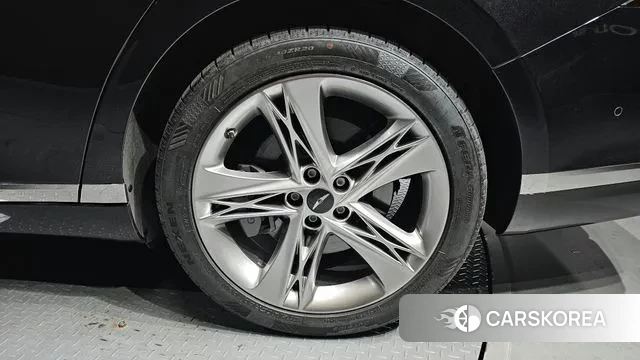 Genesis G90 (RS4) id 3007585 из Кореи 15