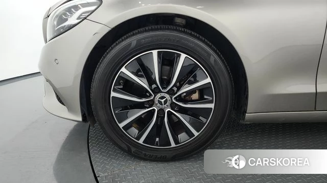 Mercedes-Benz C-Class W205 id 4525378 из Кореи 27