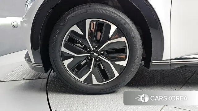 Kia EV6 id 2989552 из Кореи 15