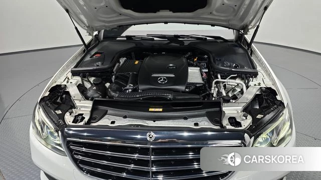 Mercedes-Benz E-Class W213 id 4465650 из Кореи 28