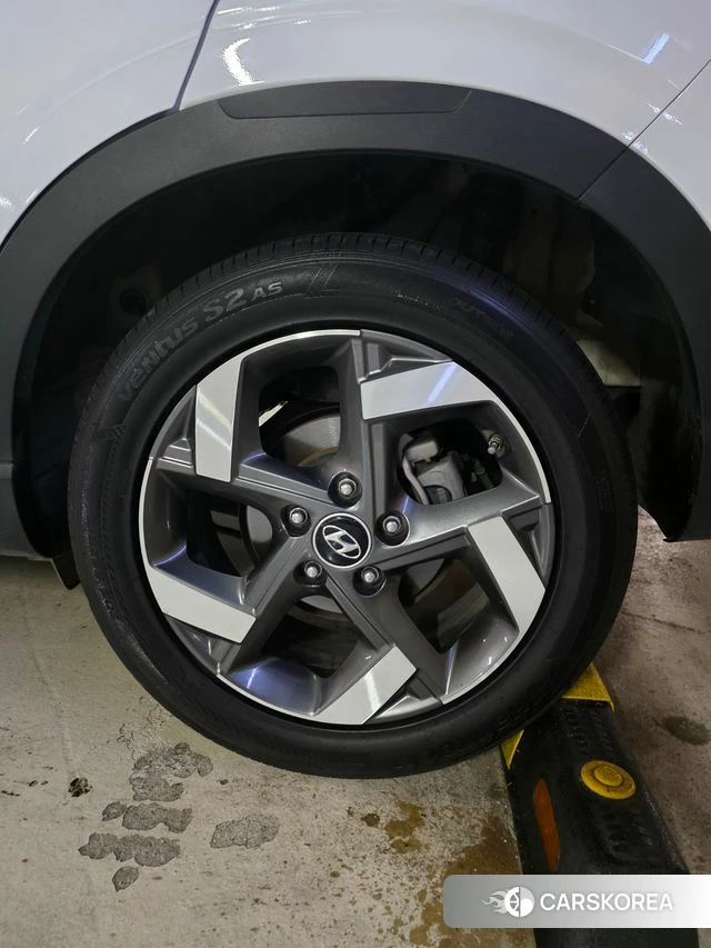 Hyundai Venue 2019 Белый из Кореи, фото 5