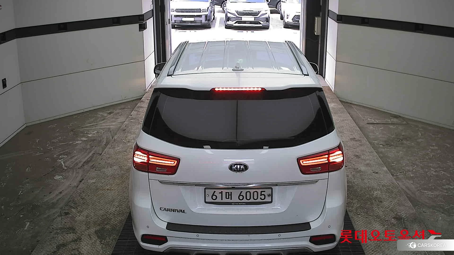 Kia Carnival id 3869437 из Кореи 32