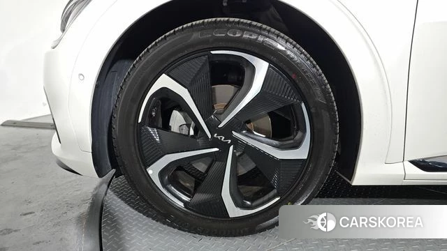 Kia EV6 id 4593114 из Кореи 27