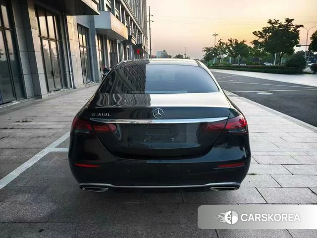 Mercedes-Benz E-class 2021 Черный из Китая, фото 5